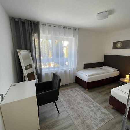 Zum Sternberg Apartment มึนซิงเงน ภายนอก รูปภาพ
